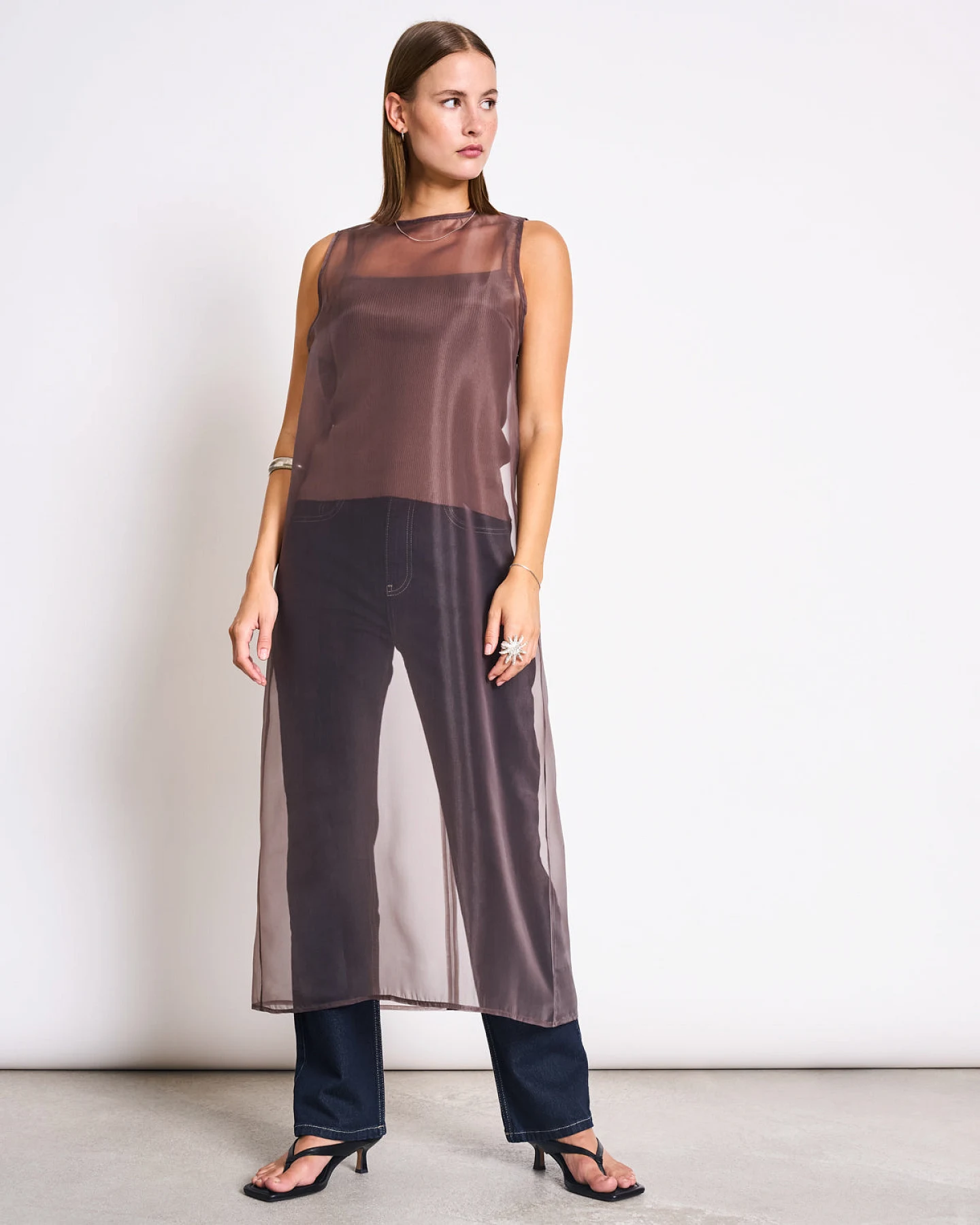 JAN 'N JUNE Damen vegan Midikleid Organza Seseli Schlammbraun – Ansicht 2