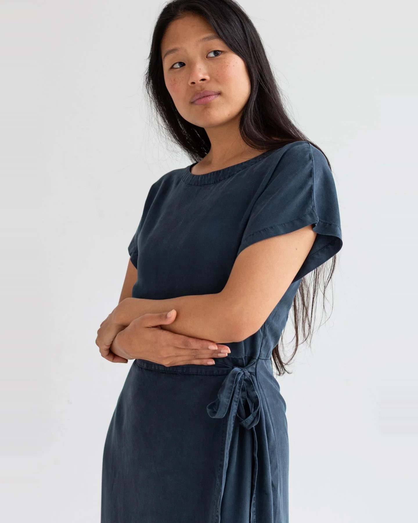 TWOTHIRDS Damen vegan Kleid Comte Navy Lagoon – Ansicht 2