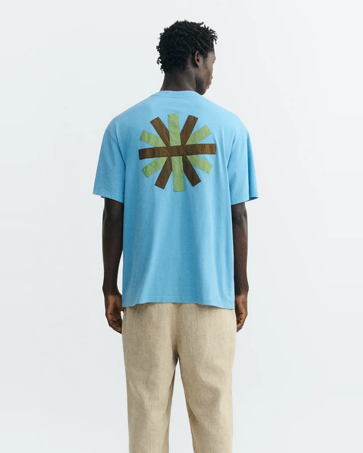 Thinking MU Herren vegan T-Shirt Aaron Patched Sun Back Blau