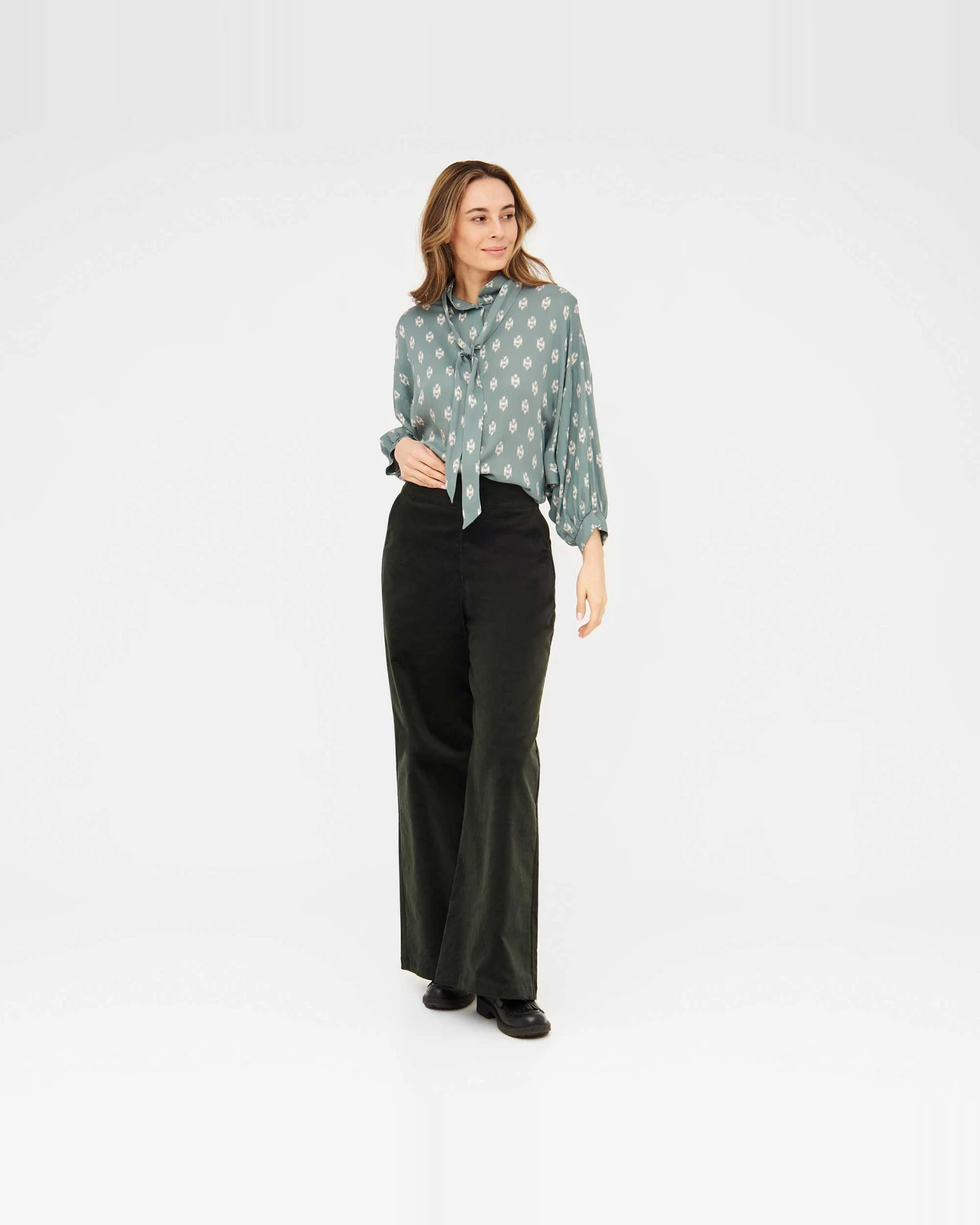 WiDDA Damen vegan Pants Marlene Style Glen Wide Dark Green – Ansicht 2