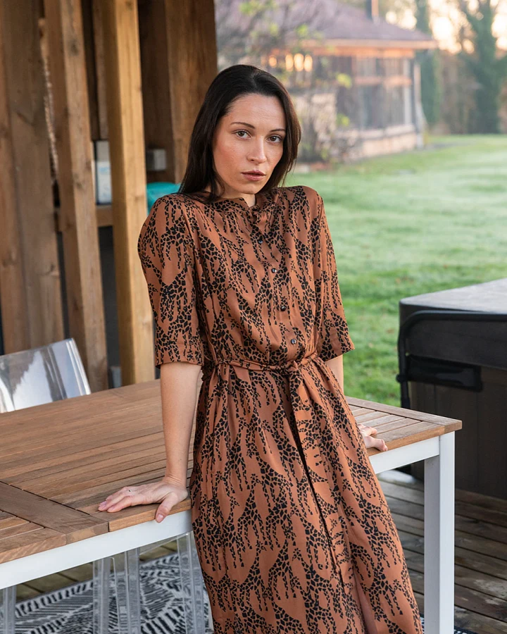 WiDDA Damen vegan Shirt Dress Baya Giraffe Print Terra