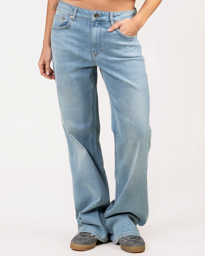 Kuyichi Damen vegan Jeans Lena Loose Misty Ocean