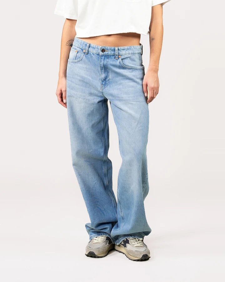 Kuyichi Damen vegan Jeans Ruby Relaxed Hellblau