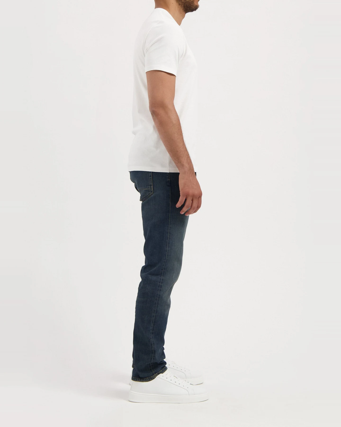 MUD Jeans Herren vegan Jeans Mid Tapered Hank Selvedge Earth Blue – Ansicht 2