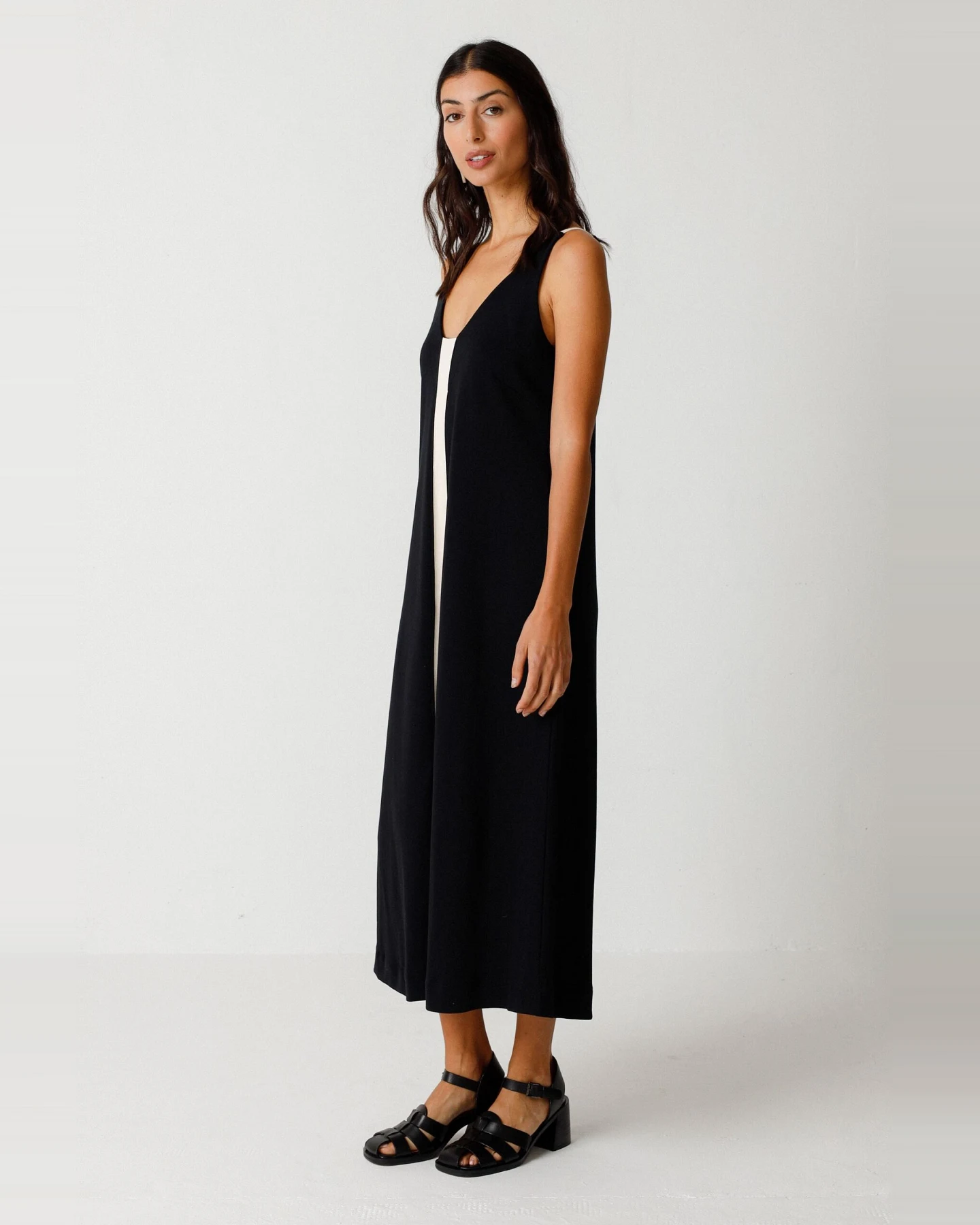 SKFK Damen vegan Kleid Zaine Schwarz/Weiß – Ansicht 2
