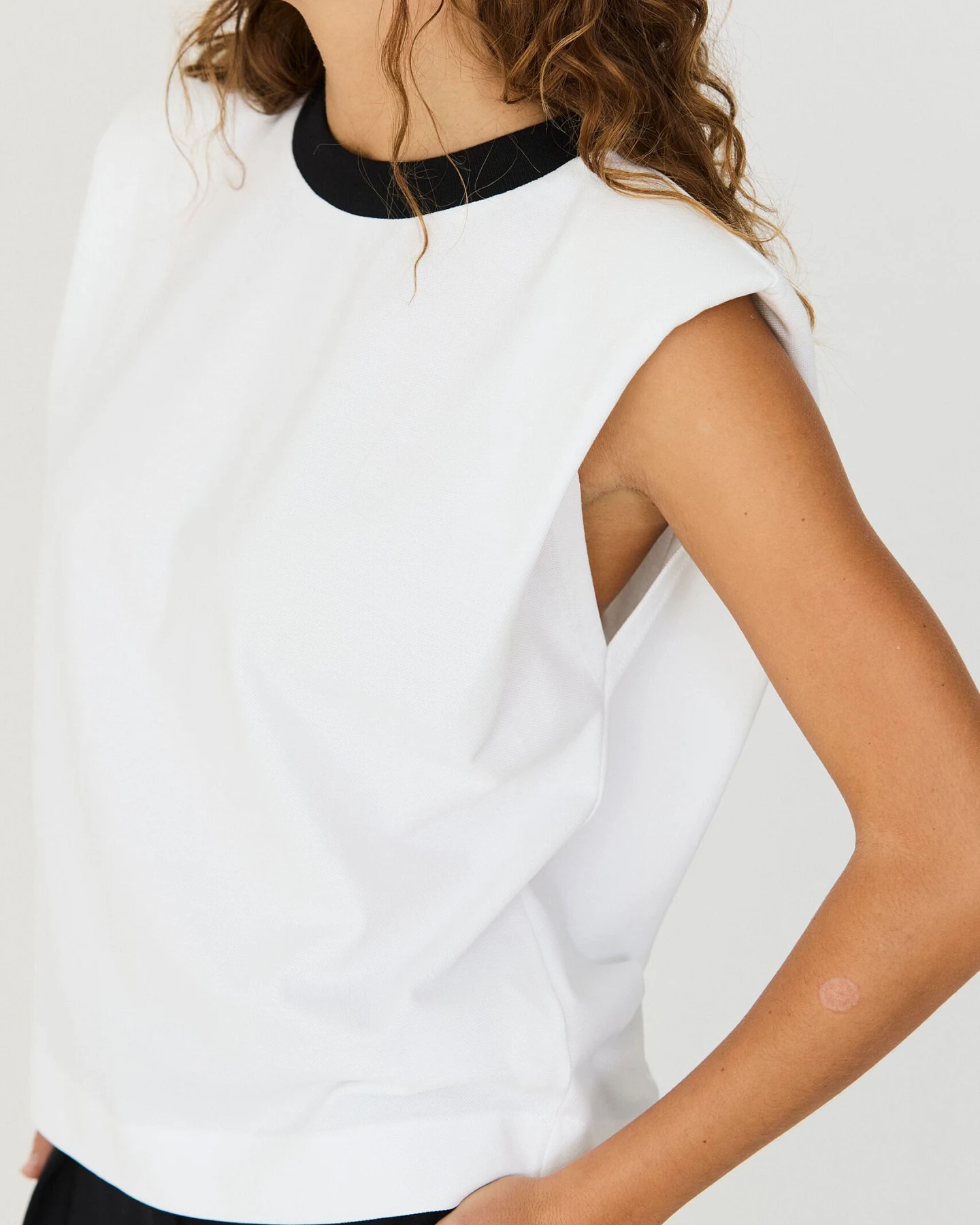 SKFK Damen vegan T-Shirt Kasia Weiß – Ansicht 2