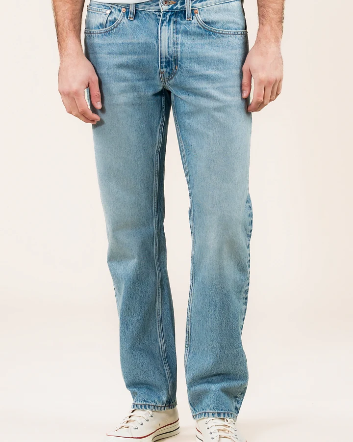 Kuyichi Herren vegan Jeans Scott Regular Pale Shore Blau