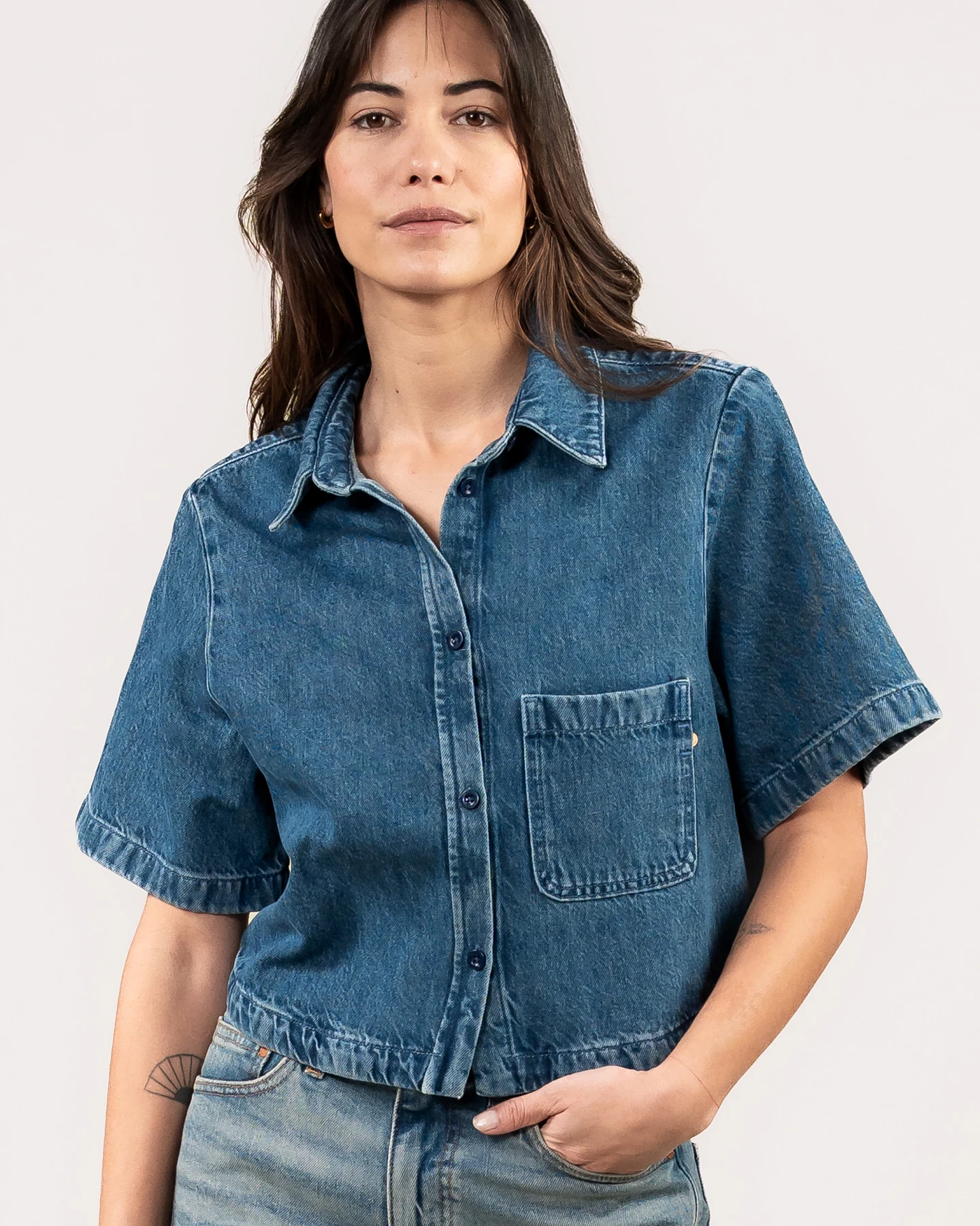 Kuyichi Damen vegan Bluse Liv Denimblau – Ansicht 2