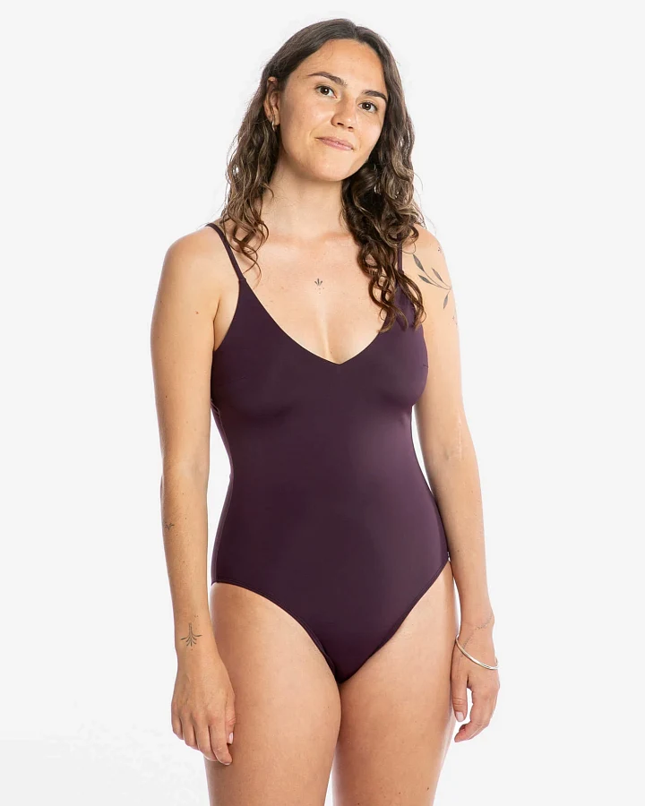 MATONA Damen vegan Badeanzug V-Ausschnitt Aubergine