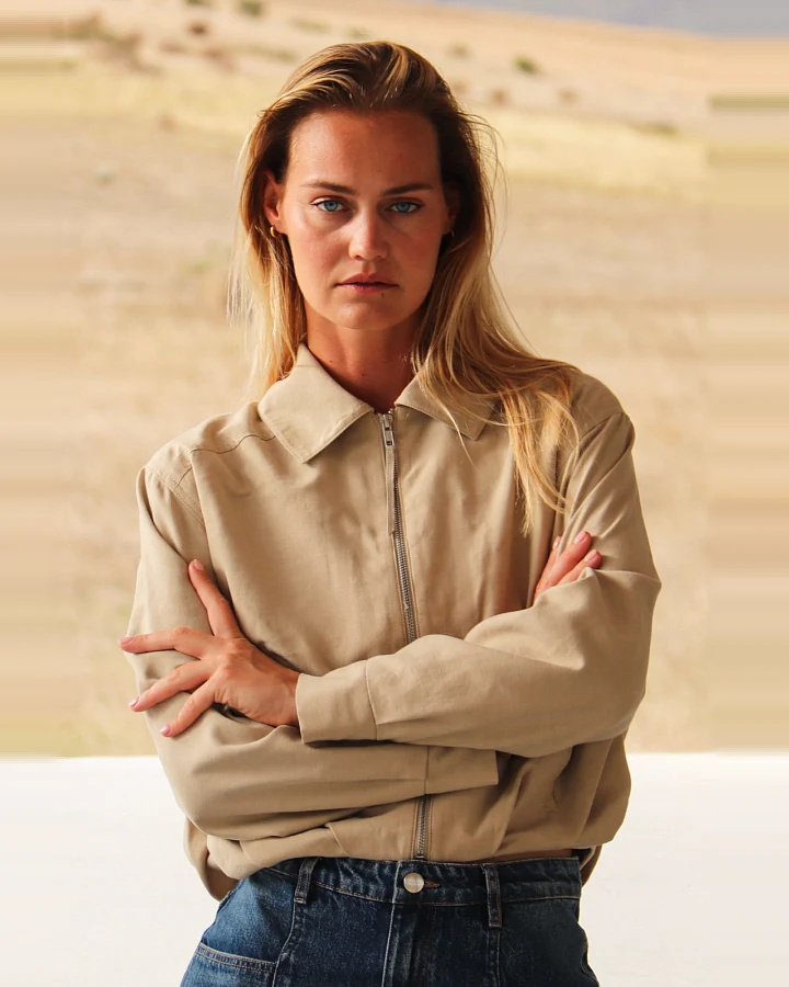 Alchemist Damen vegan Bomber Luki Sand