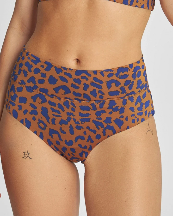Bikini Bottom Slite Painted Leopard