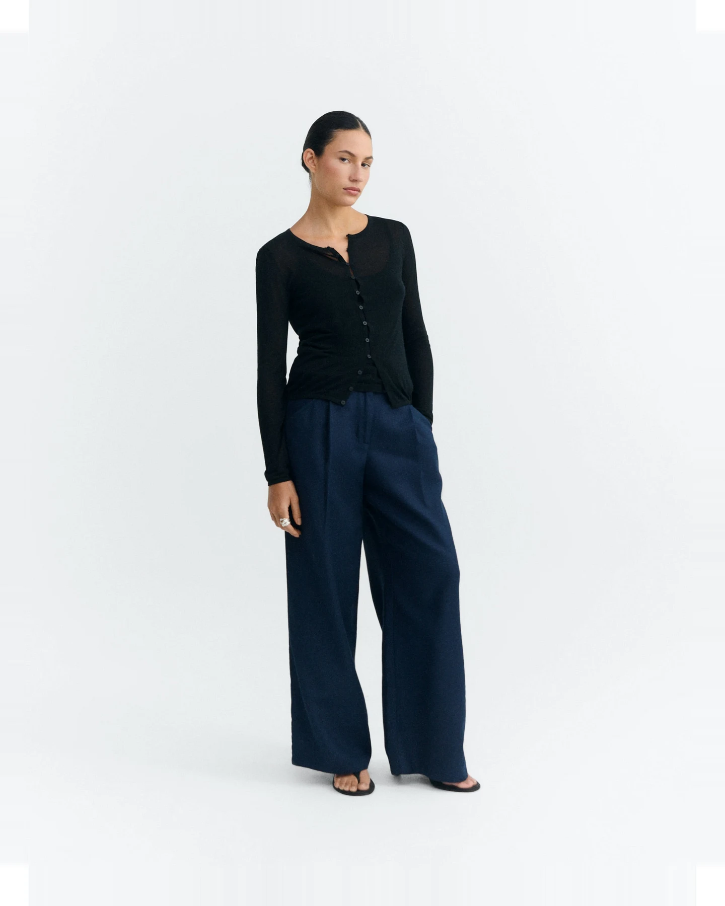 Thinking MU Damen vegan Hose Molly Weites Bein Blau – Ansicht 2