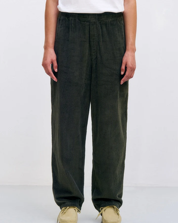 Rotholz Damen vegan Hose Weites Bein Cord Dunkelgrün