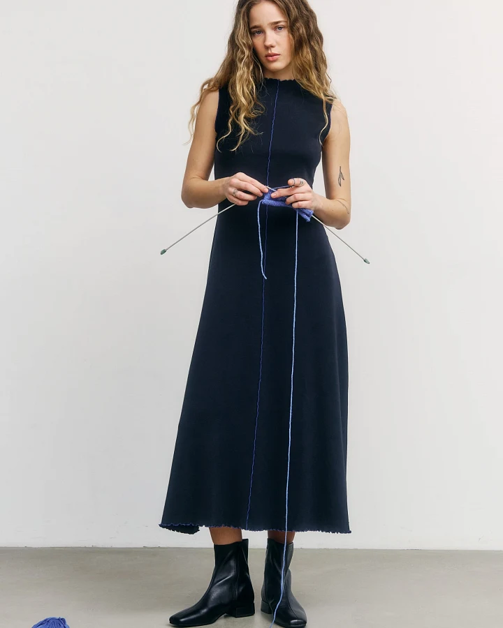 Rotholz Damen vegan Kleid Pin Tucked True Black