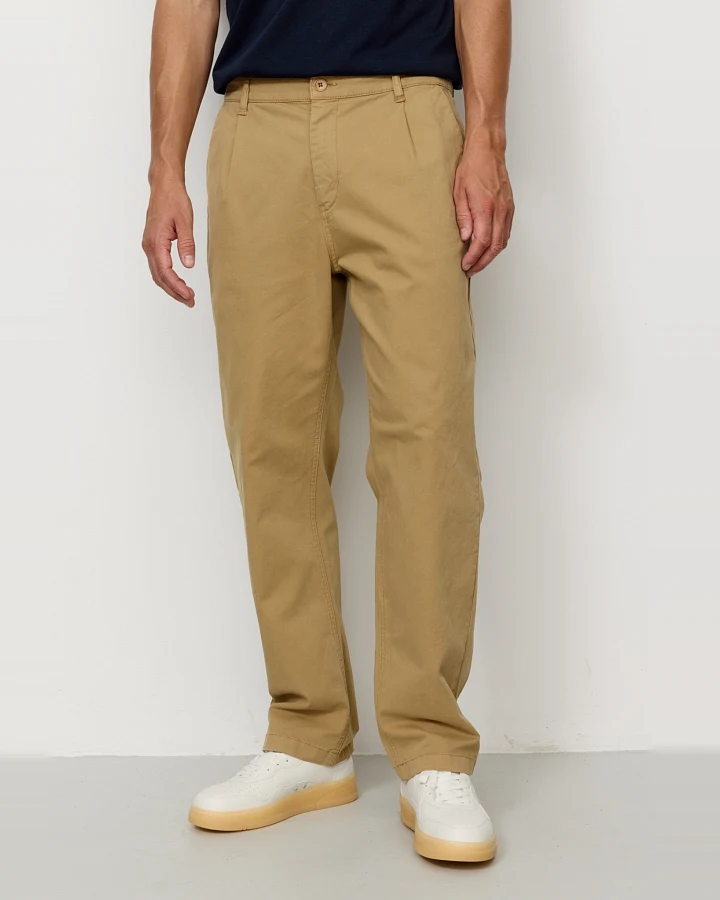 Recolution Herren vegan Chinos Eiche Wüstenbraun