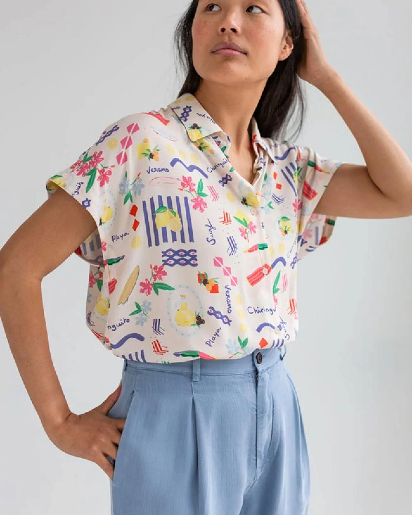 TWOTHIRDS Damen vegan Bluse Hurissalo Chiringuito Druck – Ansicht 2