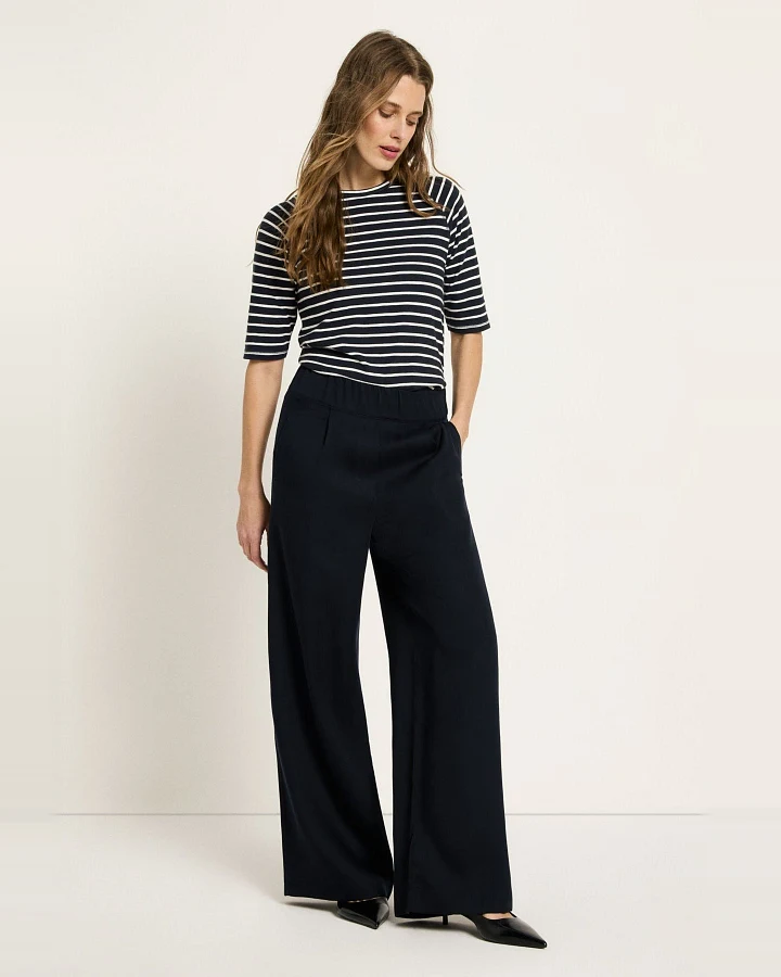 Hose mit weitem Bein
