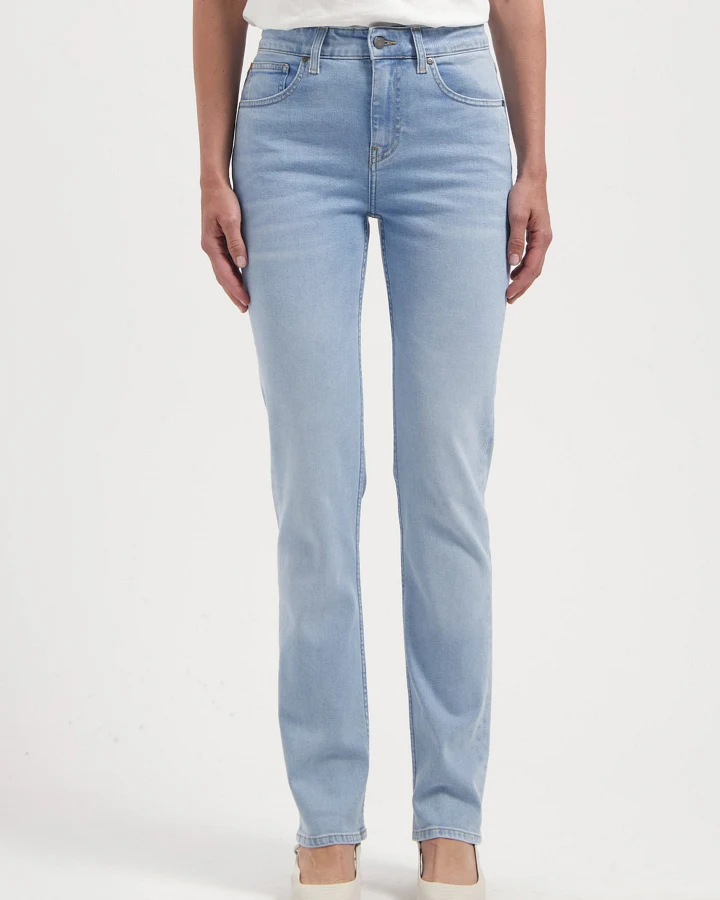 MUD Jeans Damen vegan Jeans Logan High Slim Light Aged Blau