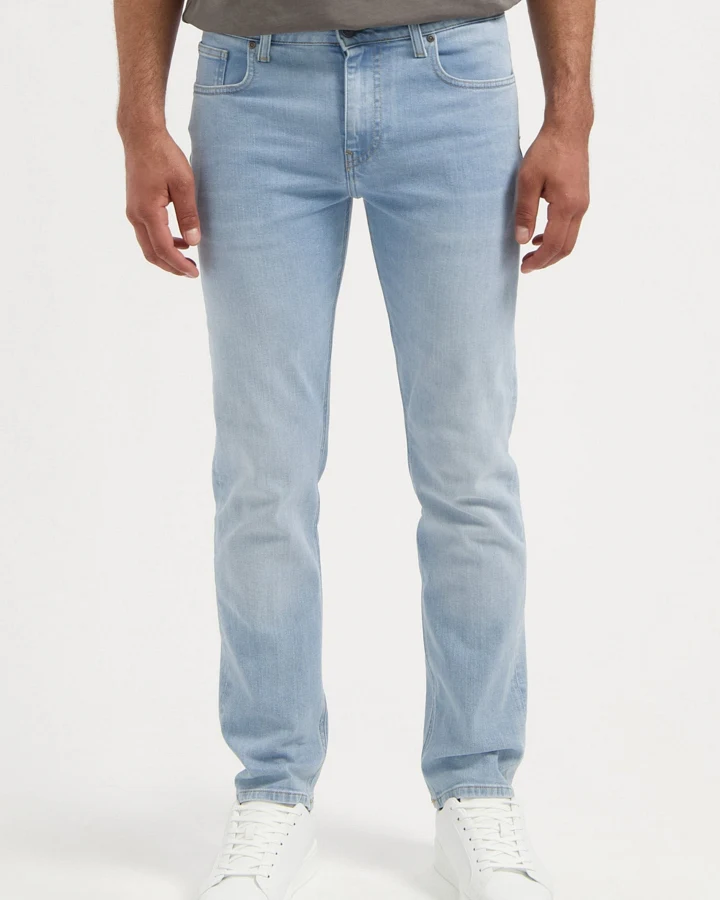 MUD Jeans Herren vegan Jeans Bryce Mid Straight Hellblau