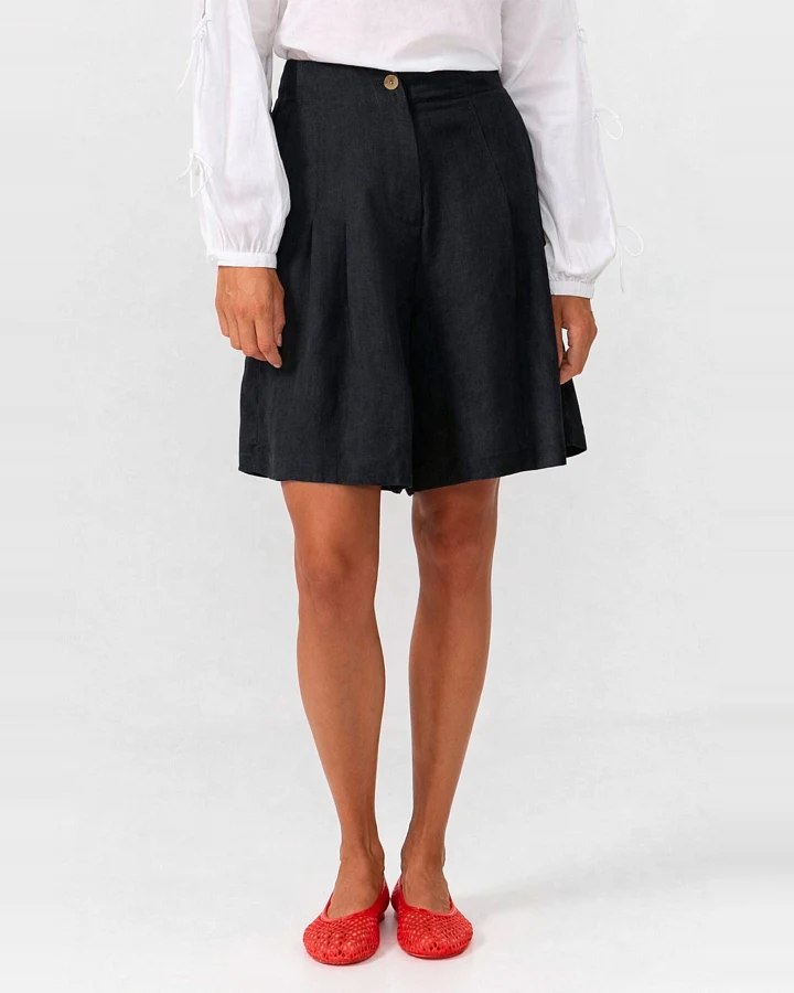 SUITE13LAB Damen vegan Shorts Bermuda Salor Schwarz