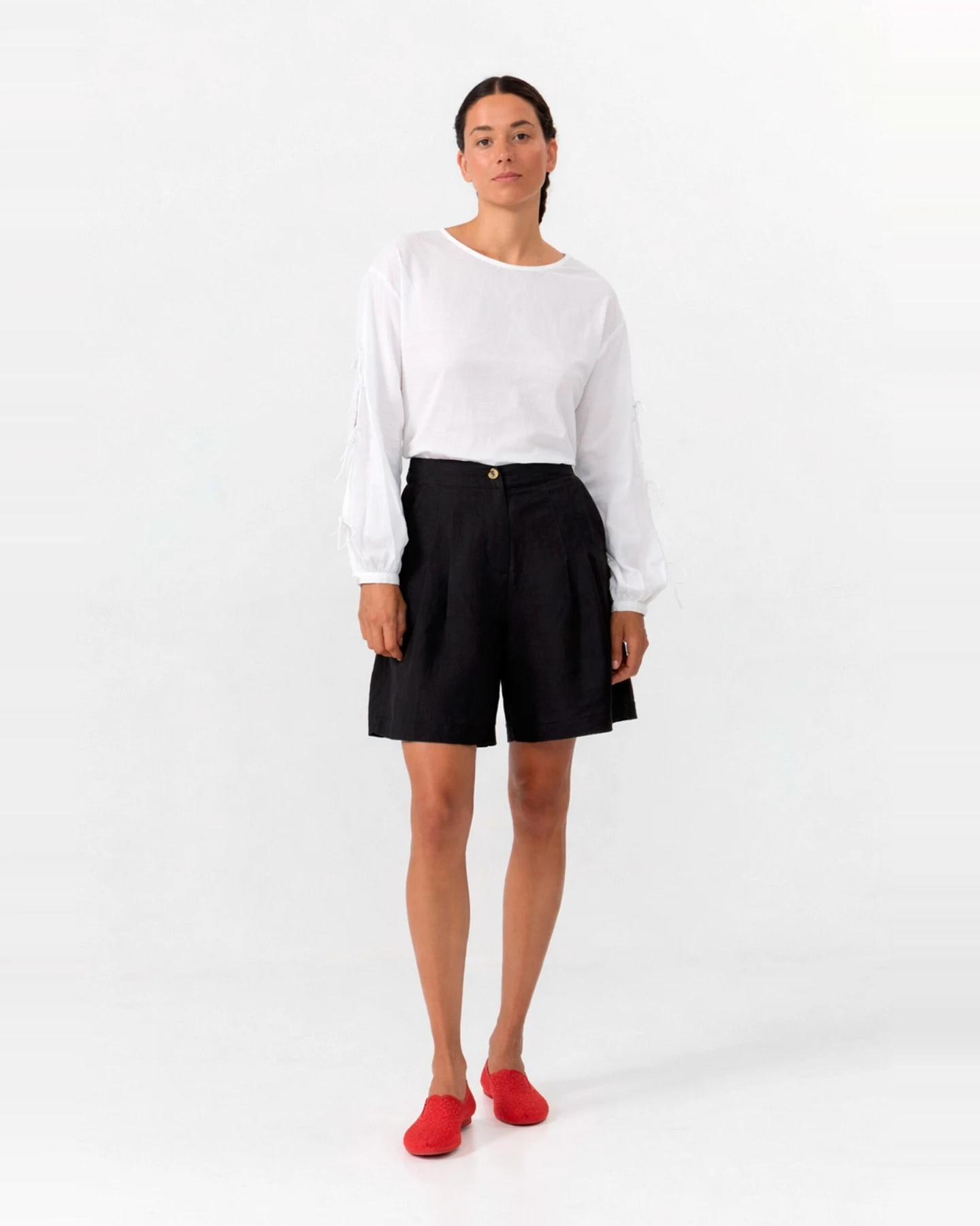 SUITE13LAB Damen vegan Shorts Bermuda Salor Schwarz – Ansicht 2
