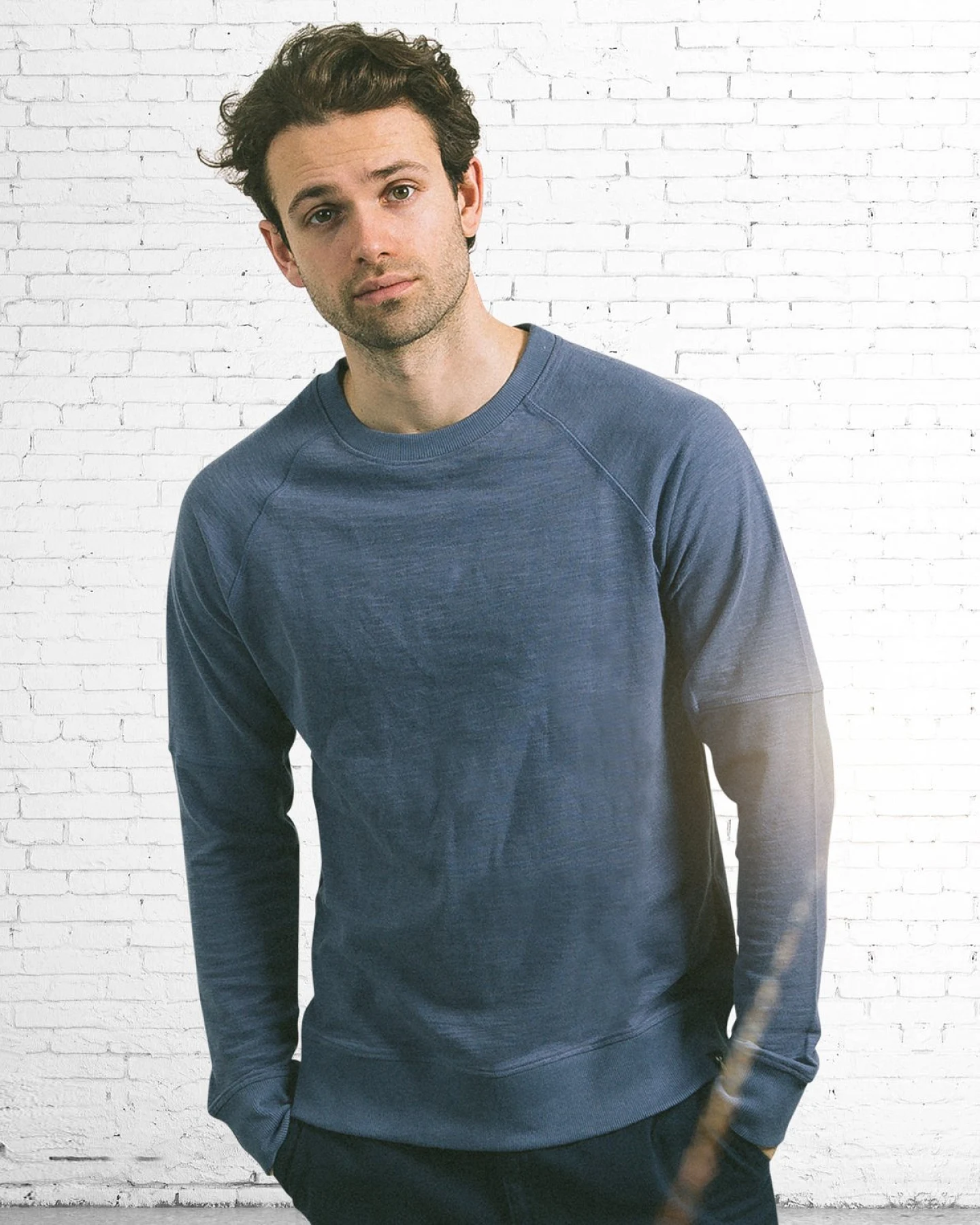 The Driftwood Tales Herren vegan Sweat-Pullover - Blau – Ansicht 2