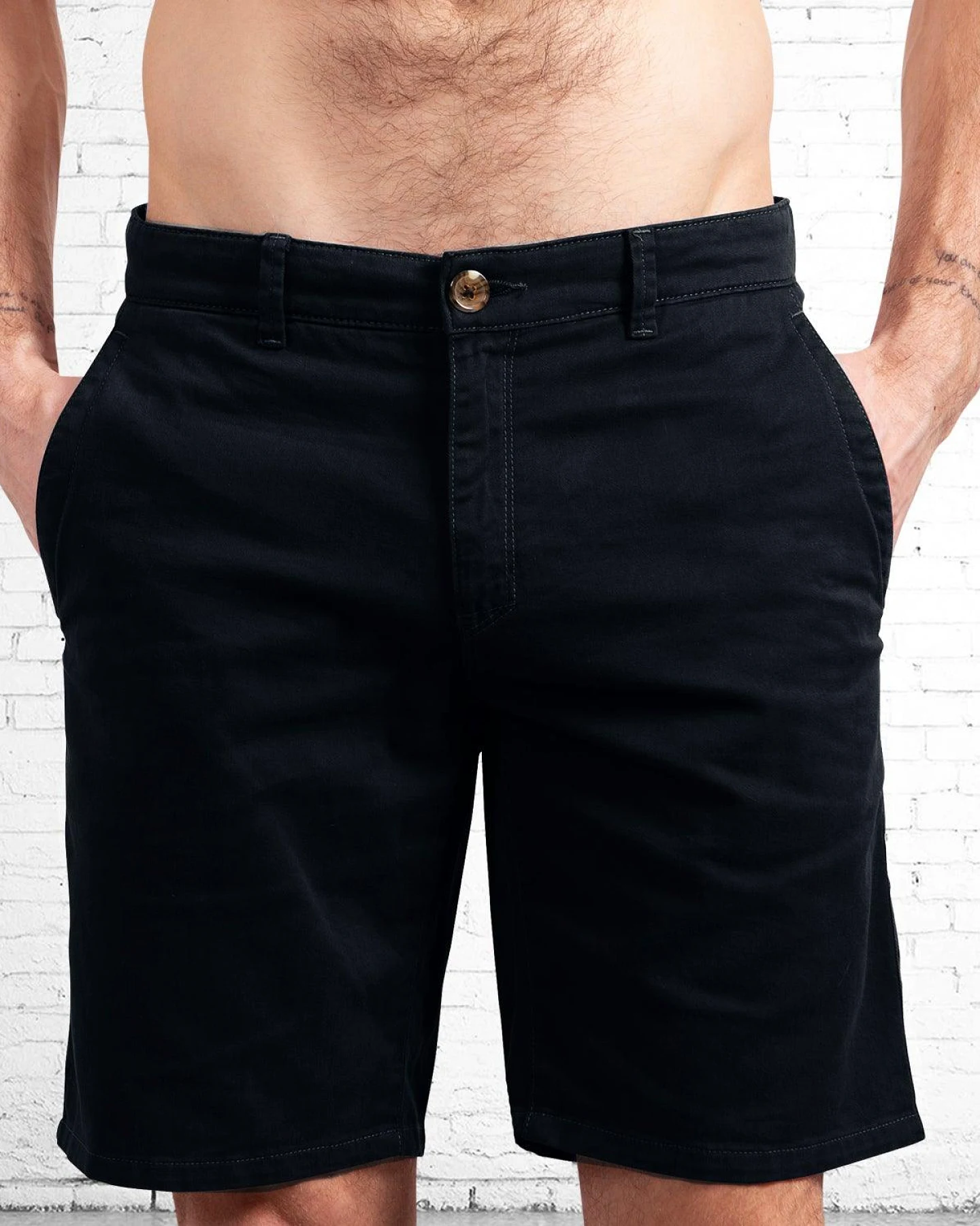 The Driftwood Tales Herren vegan Shorts Chino Schwarz – Ansicht 2