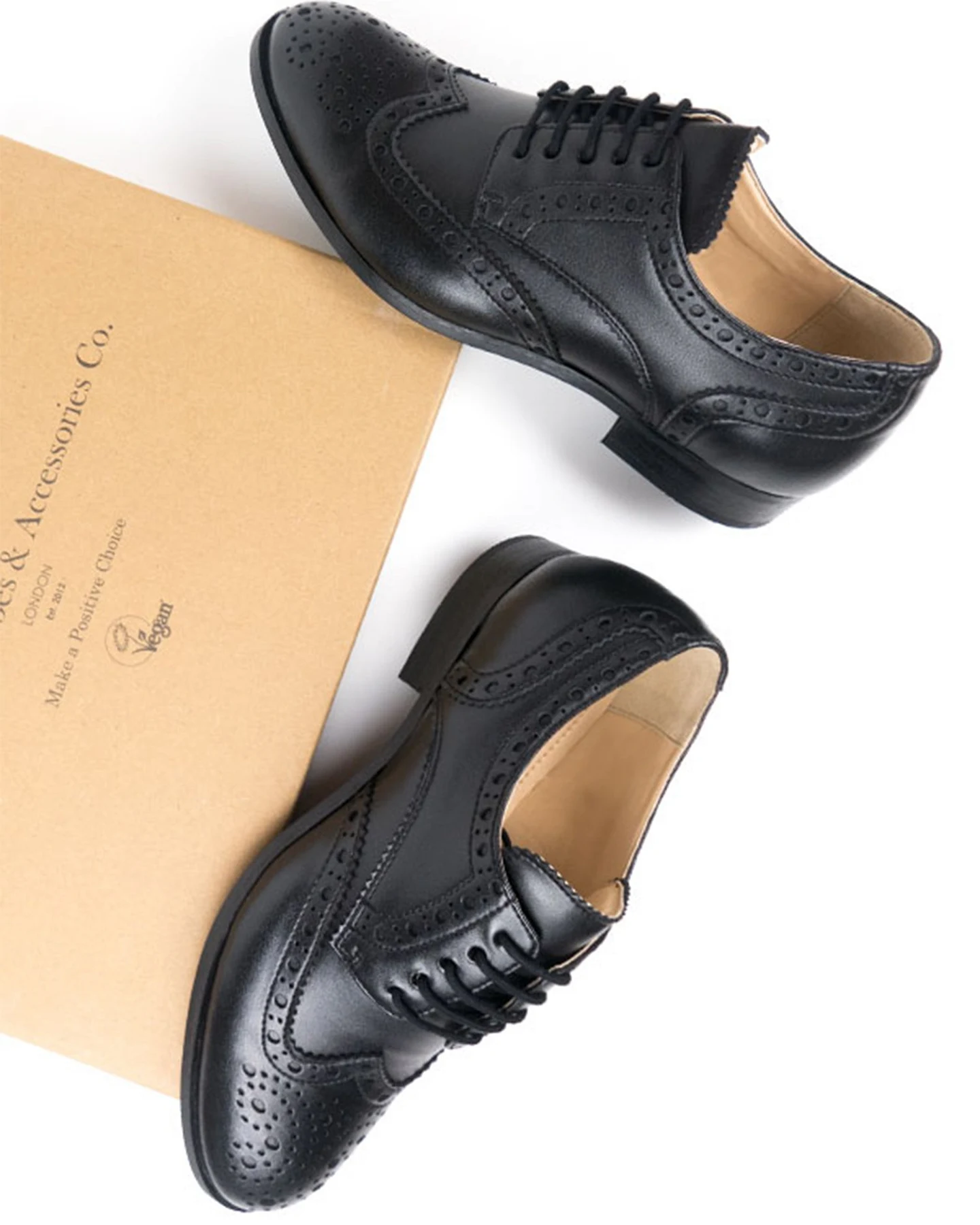 Will's Vegan Store Herren vegan Brogue Oxfords City Wingtip Schwarz – Ansicht 2