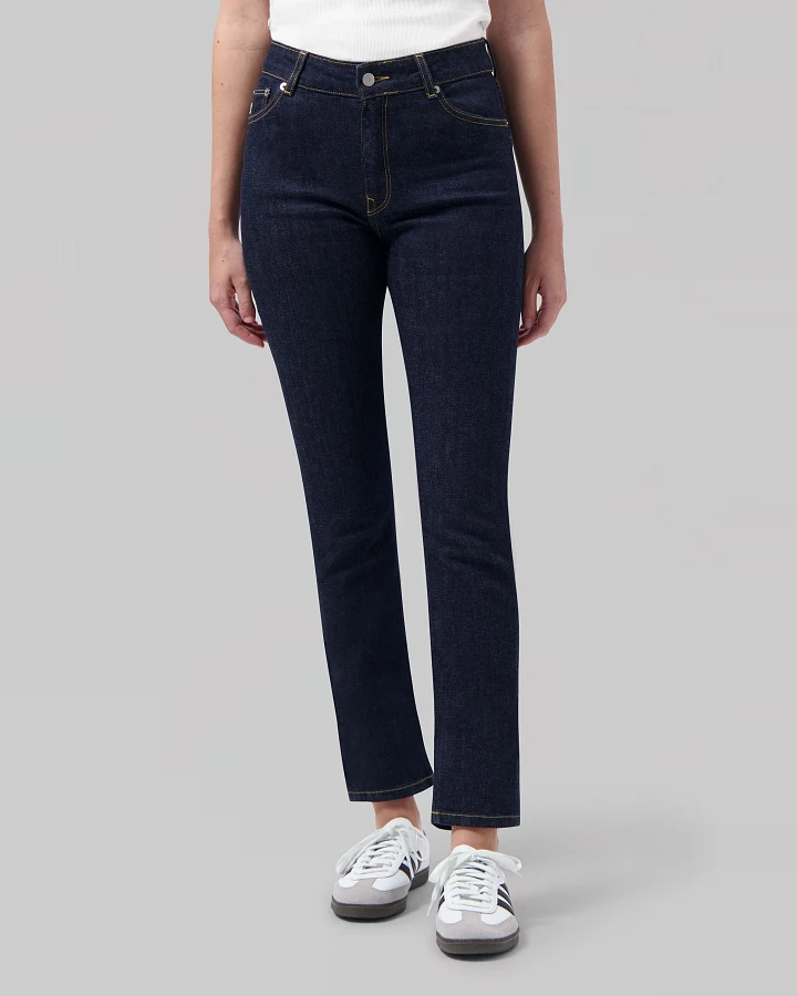 MUD Jeans Damen vegan Jeans Regular Swan Dunkelblau