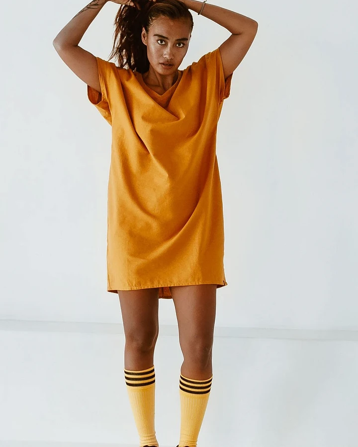 The Driftwood Tales Damen vegan Kleid Oversize T-Shirt Kurkuma