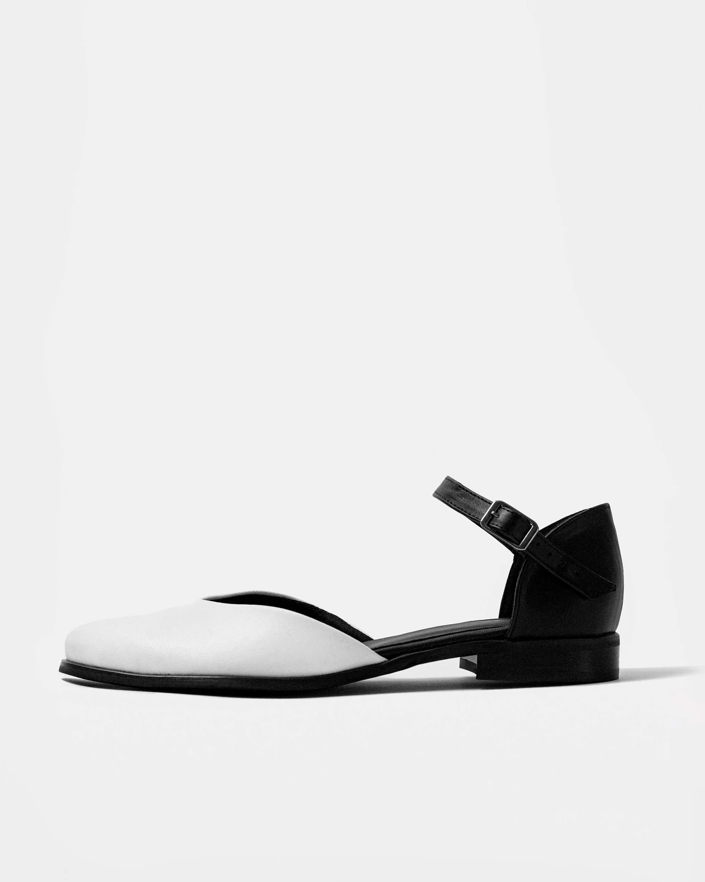 BOHEMA Damen vegan Ballerinas Alexa Schwarz Weiß – Ansicht 2