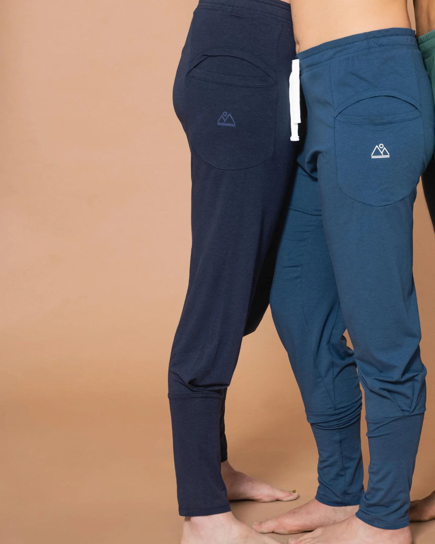 nice to meet me Herren vegan Baggy Pants Nachtblau – Ansicht 2