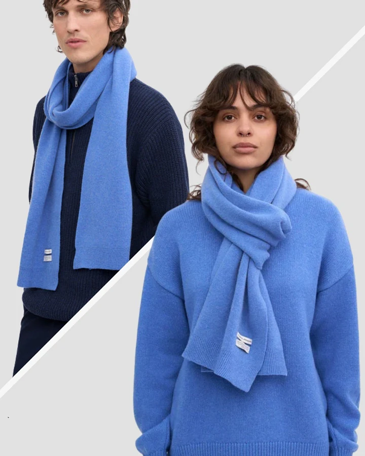 Blau