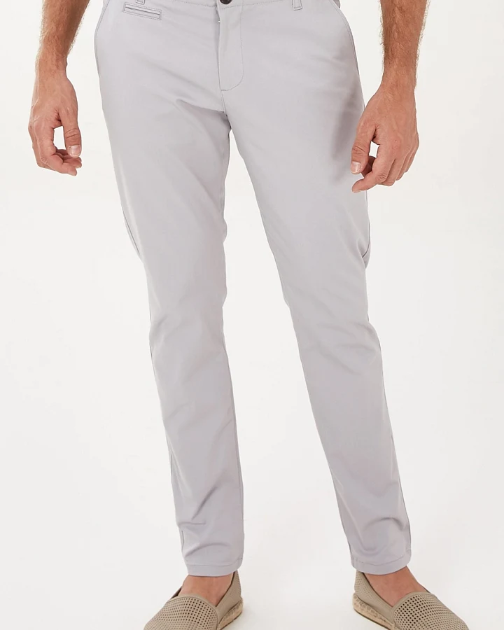 ORGANICATION Herren vegan Chino Hose Lichtgrijs