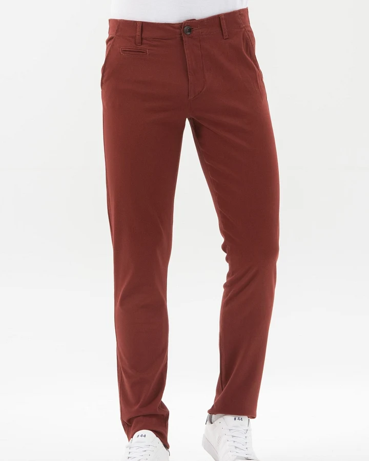 ORGANICATION Herren vegan Slim Chino Hose Braun