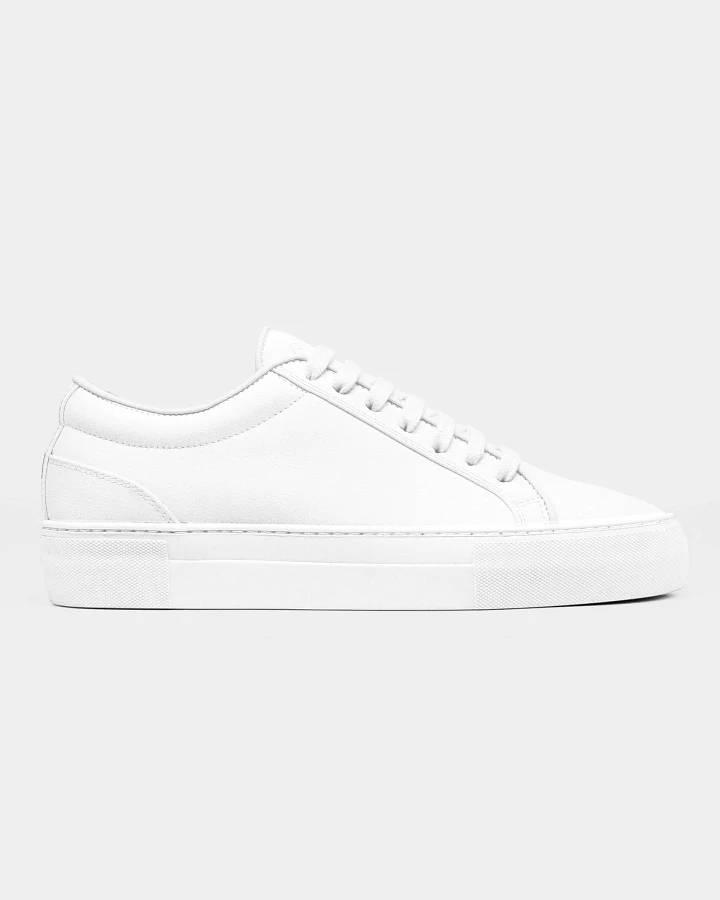 QURC Herren vegan Sneakers Grape Essential Klassisch Weiß