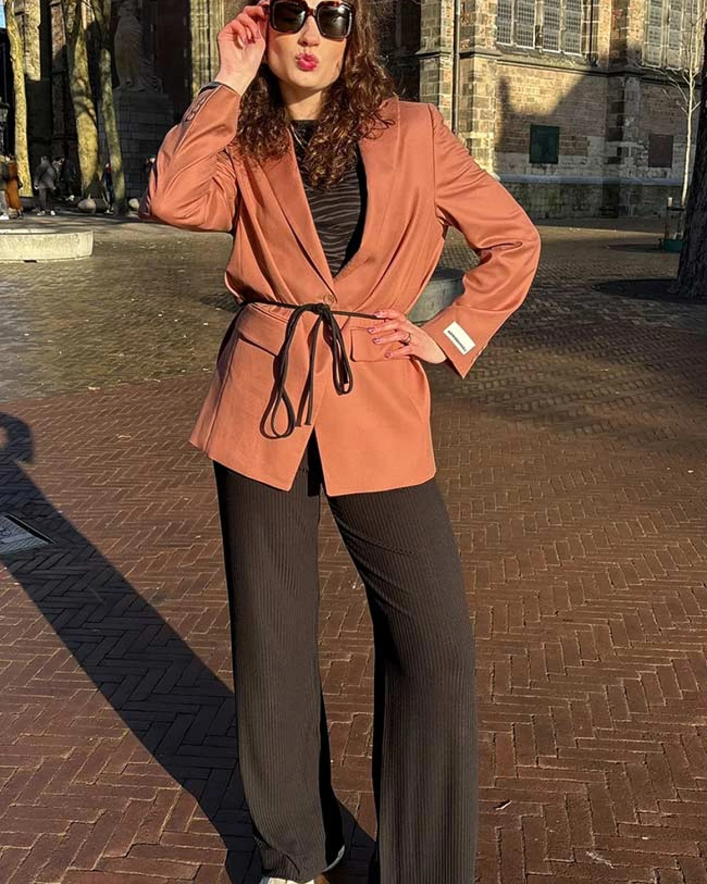 JAN 'N JUNE Damen vegan Hose Smilla Schwarz – Ansicht 2