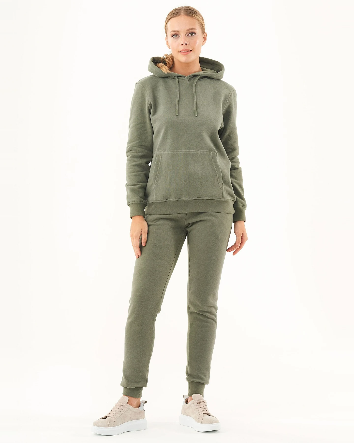 ORGANICATION Damen vegan Soft-Touch-Hoodie Oliv – Ansicht 2