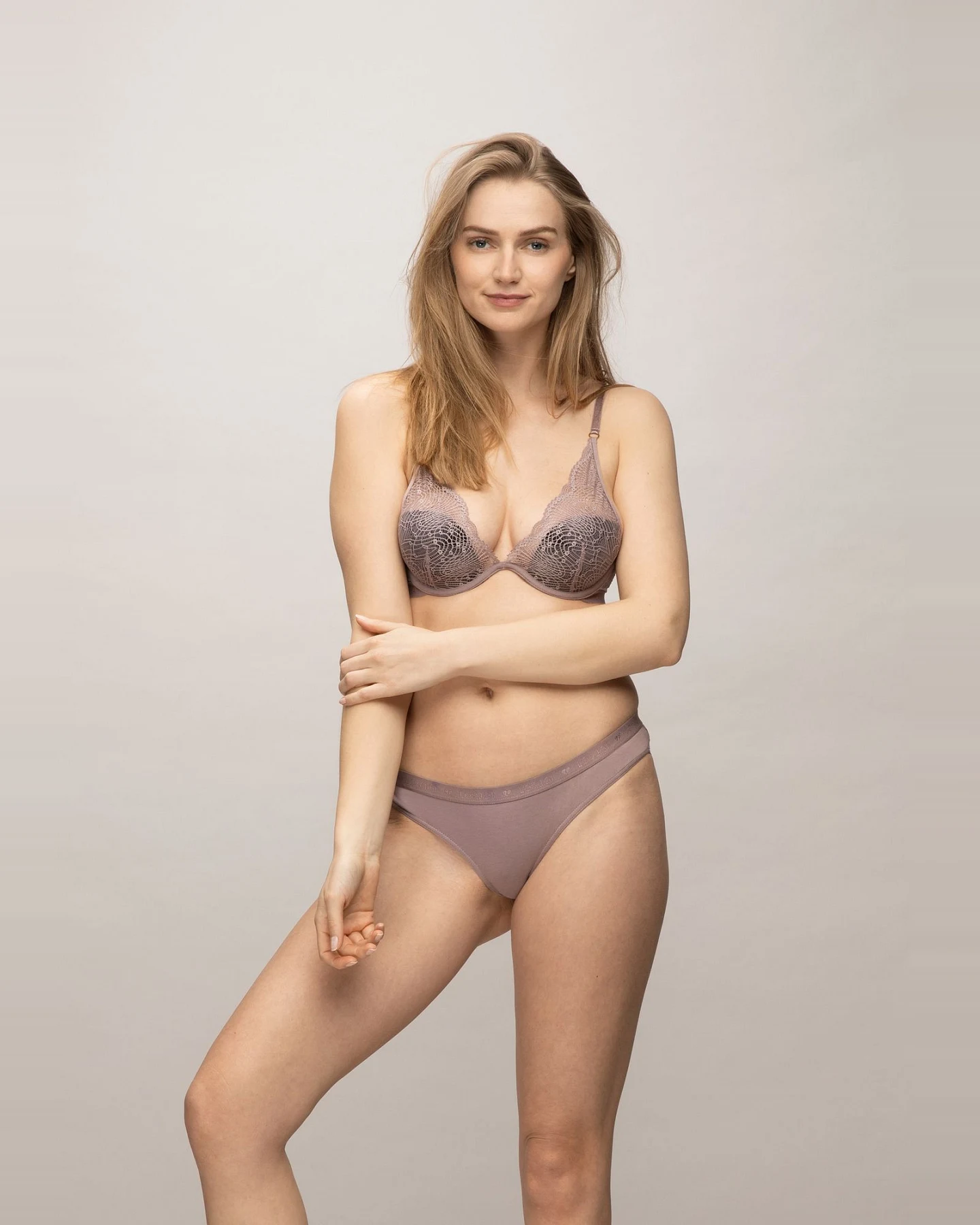 LOVJOI Damen vegan Bh Silver Lace Wine Soft Lilac – Ansicht 2