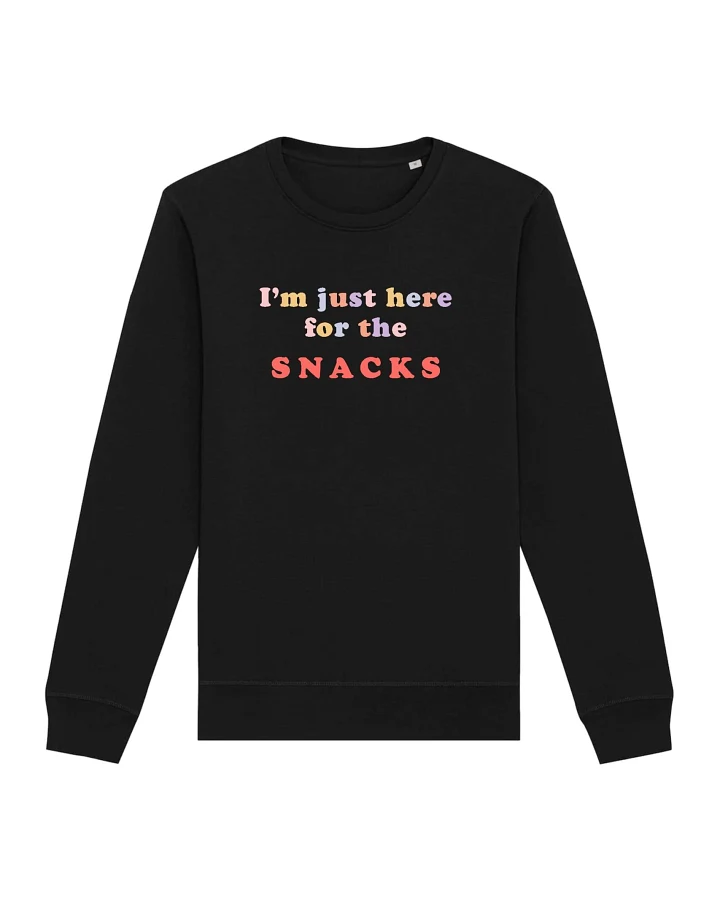 Oat Milk Club Damen vegan Sweatshirt Just Here For The Snacks Schwarz