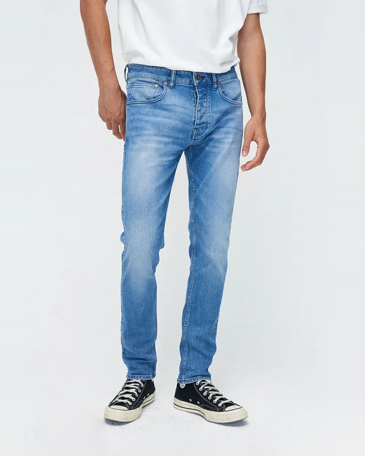 Kuyichi Herren vegan Jeans Slim Jamie Clouds Blau