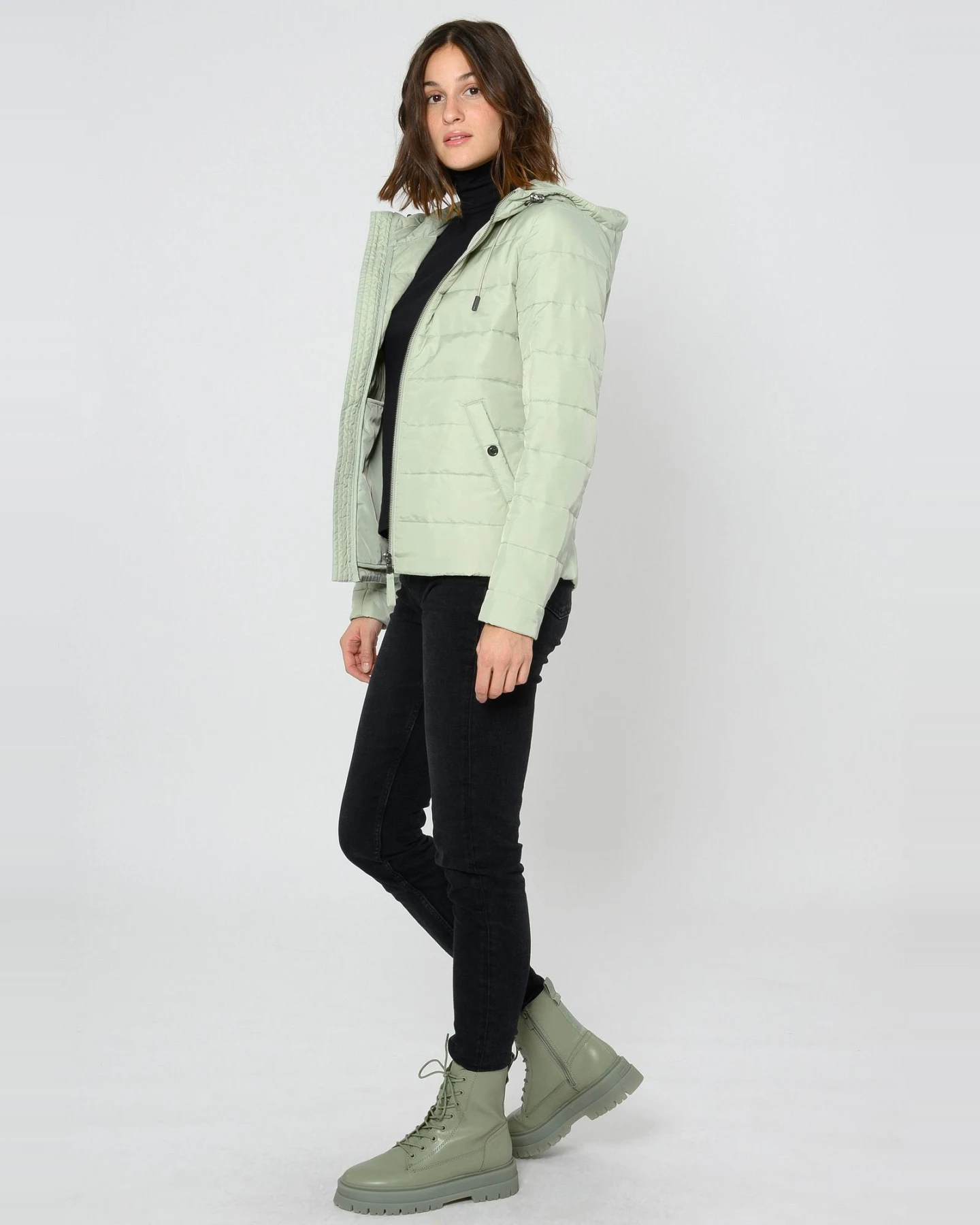ThokkThokk Damen vegan Jacke Classic Wüste Salbei Grün – Ansicht 2
