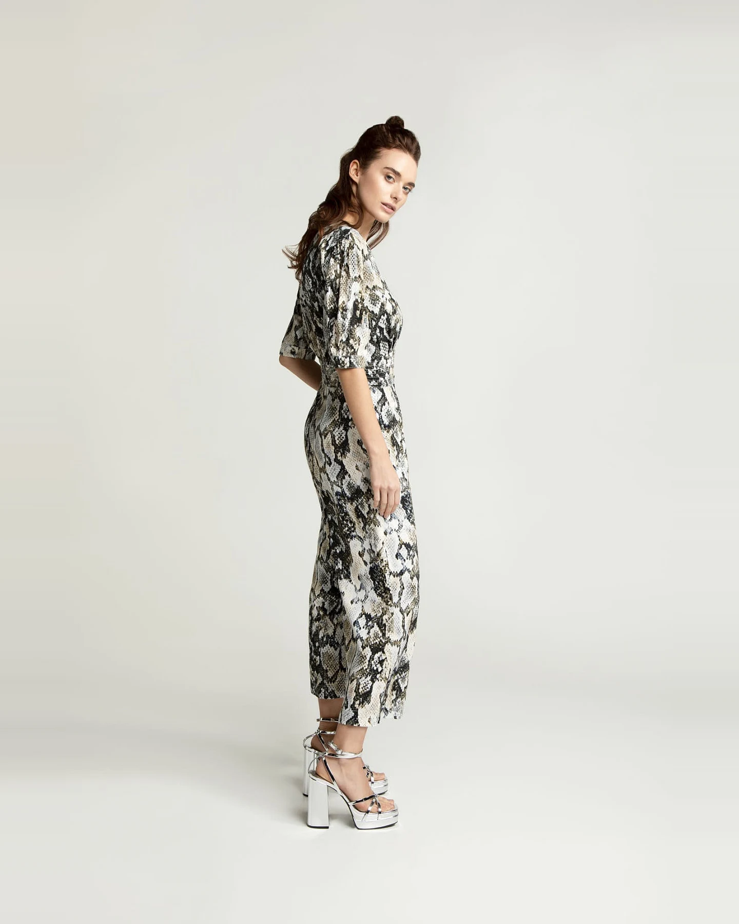 Lovjoi Damen vegan Jumpsuit Quendoline Python – Ansicht 2