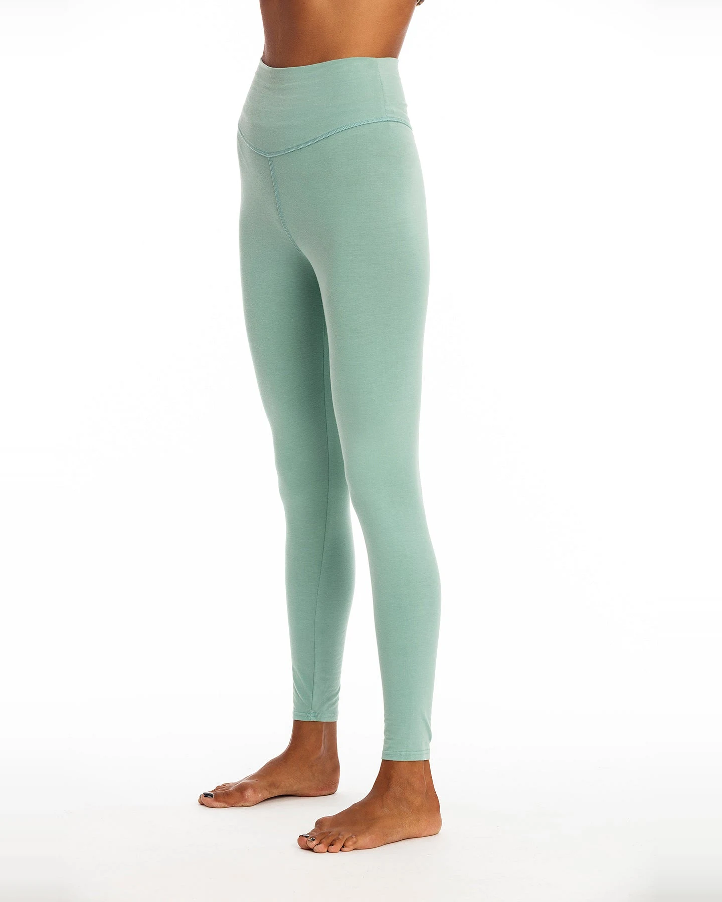RAVENS VIEW IBIZA Damen vegan Yoga Legging Plus Cameo Grün – Ansicht 2