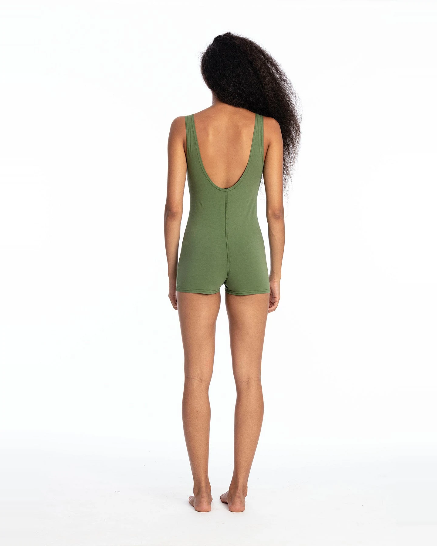 RAVENS VIEW IBIZA Damen vegan Mini Jumpsuit Leela Waldgrün – Ansicht 2
