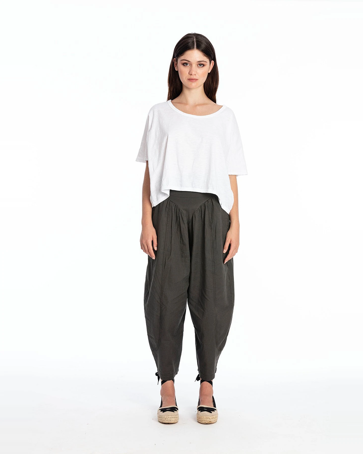 RAVENS VIEW IBIZA Damen vegan Hose Marlow Anthrazitgrau – Ansicht 2