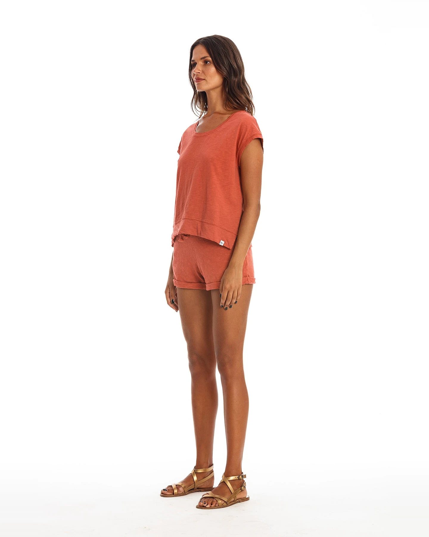 RAVENS VIEW IBIZA Damen vegan T-Shirt Ivy Erde Rot – Ansicht 2