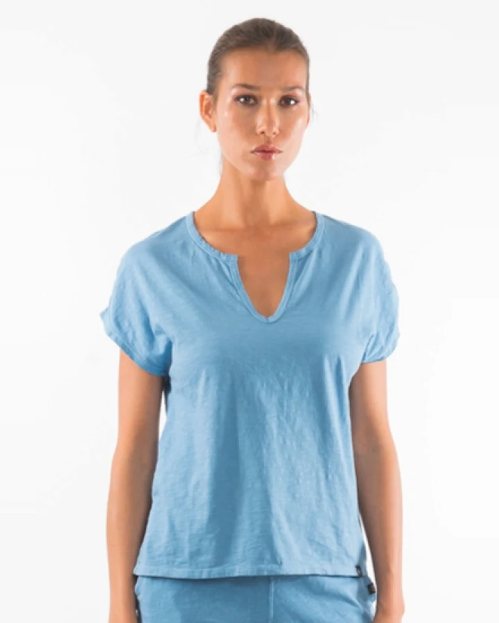 RAVENS VIEW IBIZA Damen vegan T-Shirt Hera Faded Denim Blau