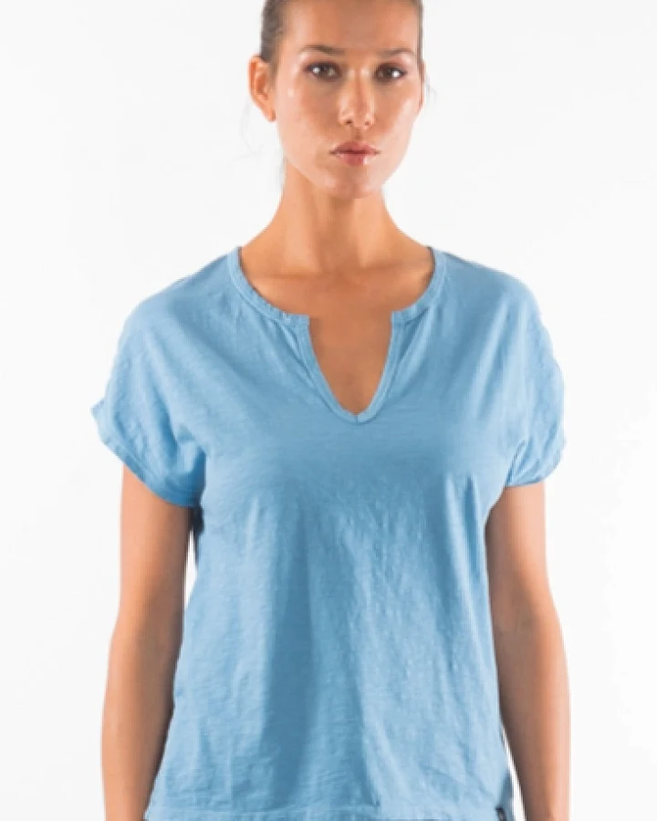 RAVENS VIEW IBIZA Damen vegan T-Shirt Hera Faded Denim Blau