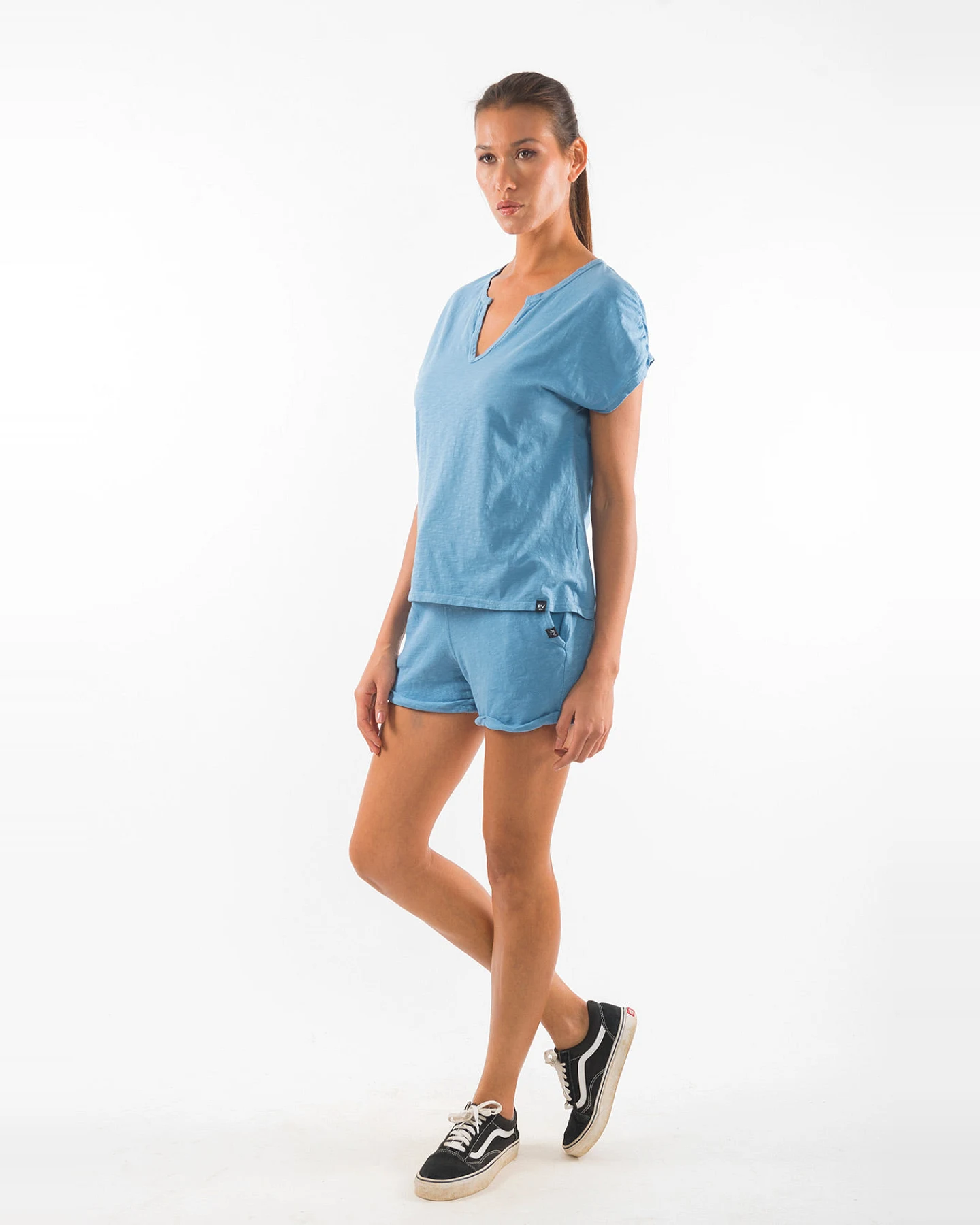 RAVENS VIEW IBIZA Damen vegan T-Shirt Hera Faded Denim Blau – Ansicht 2